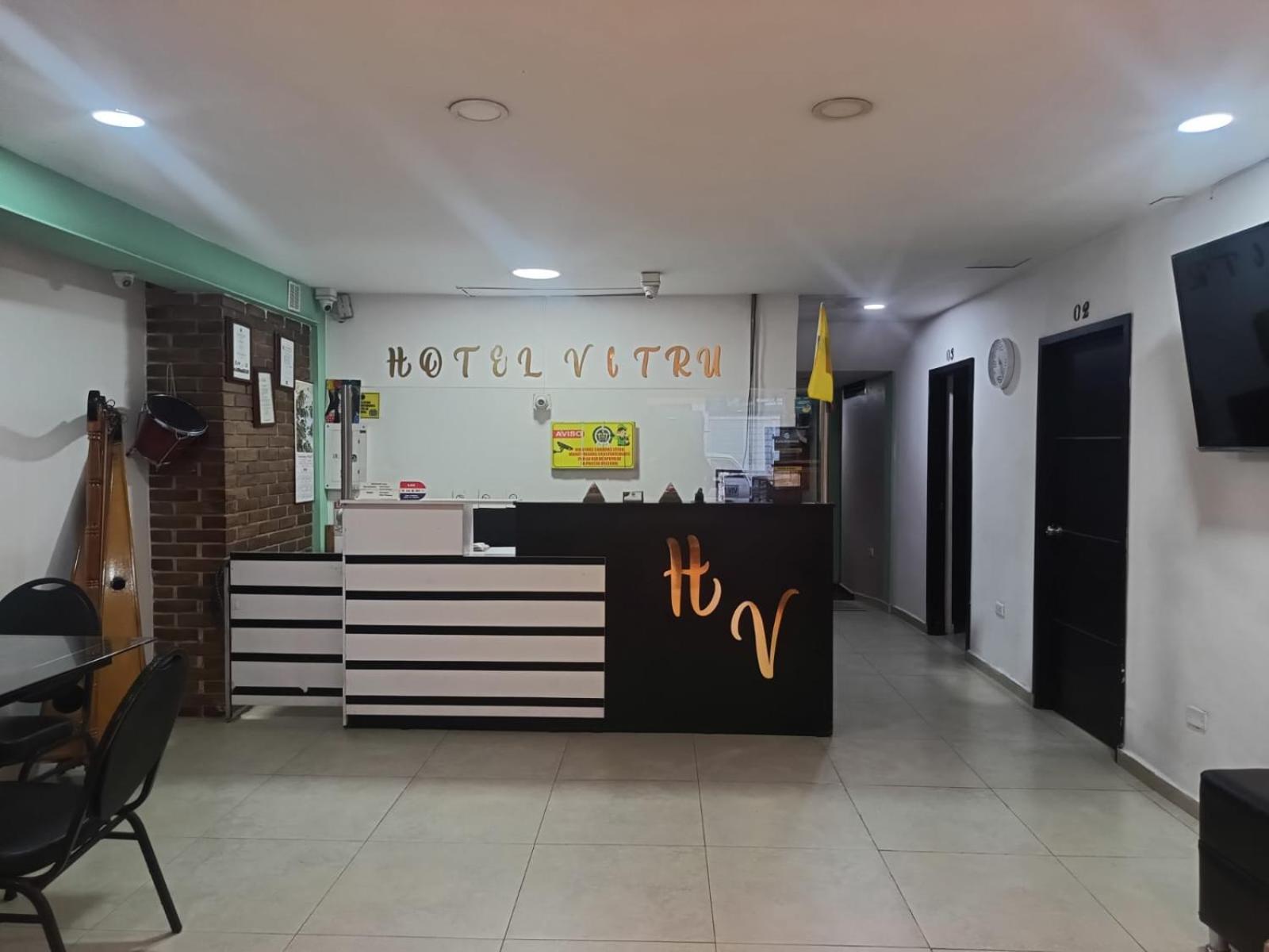 Hotel Vitru กูกูตา ภายนอก รูปภาพ